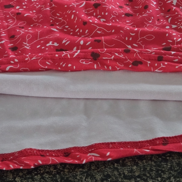 Ditsy Floral Print Red Tank Top Size 3XL (18W) Tunic Length Round Neck Stretch - Picture 8 of 12